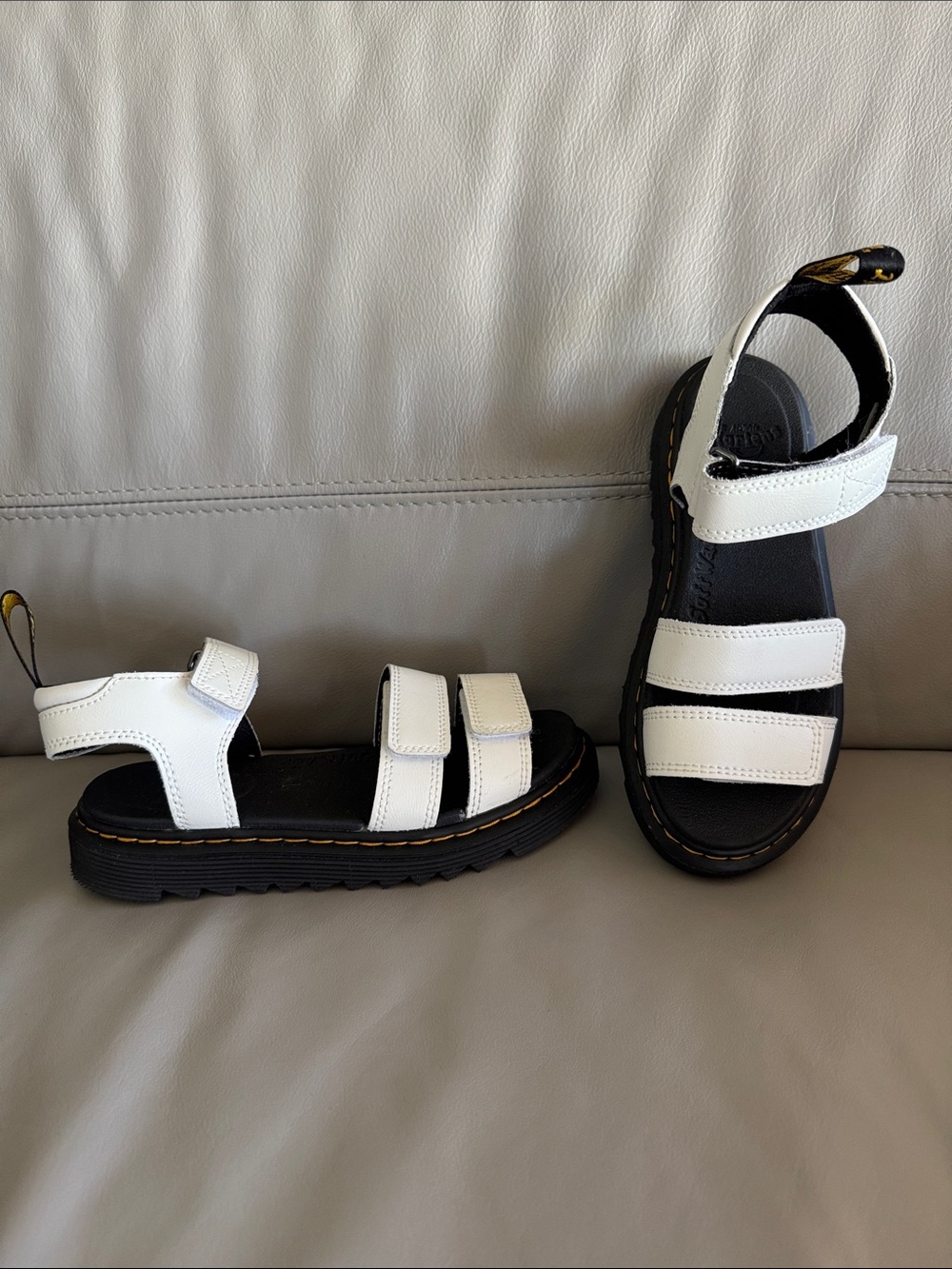Dr. Martens Girls White and Black Velcro Sandals size 2